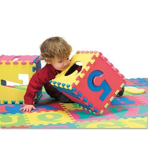 CKC4390 WONDERFOAM LETTERS & NUMBER PUZZLE MAT, 72 PIECES/PACK